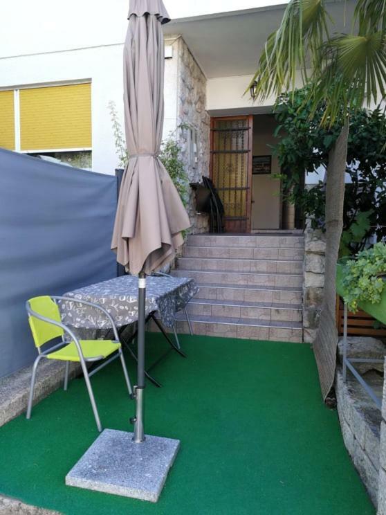 Apartments Anita Crikvenica Exterior photo